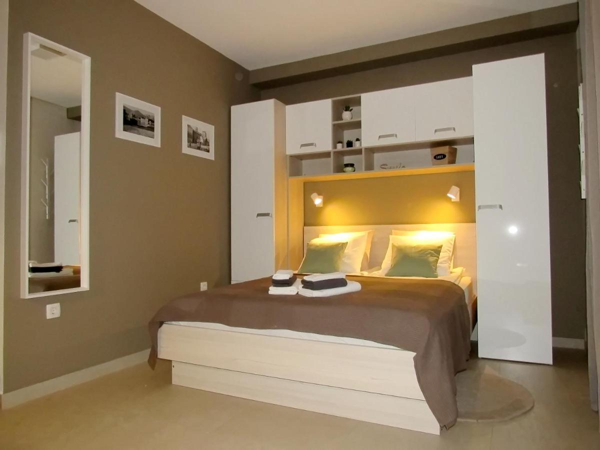 Olives Garden Appartement Trogir Buitenkant foto