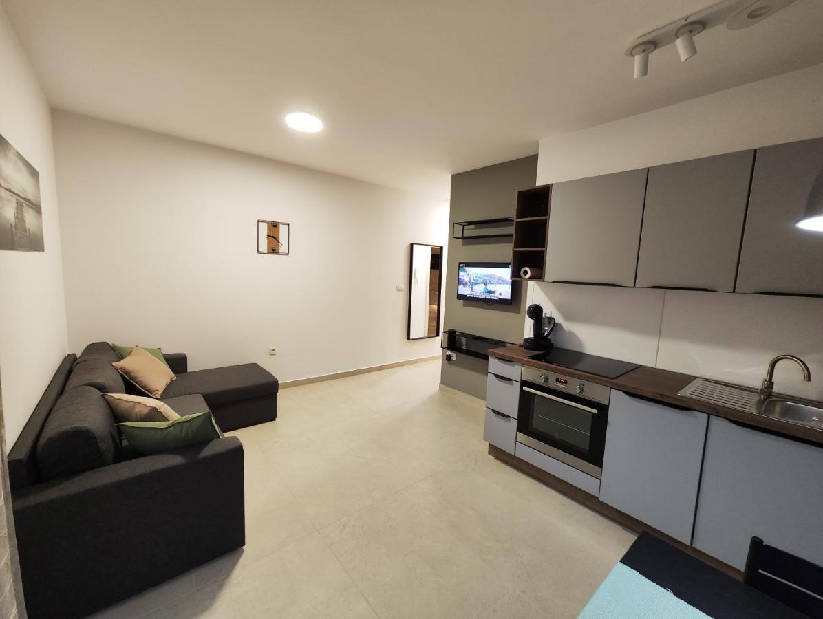 Olives Garden Appartement Trogir Buitenkant foto
