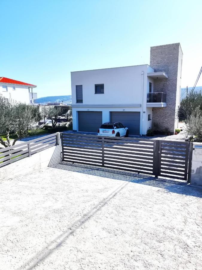 Olives Garden Appartement Trogir Buitenkant foto