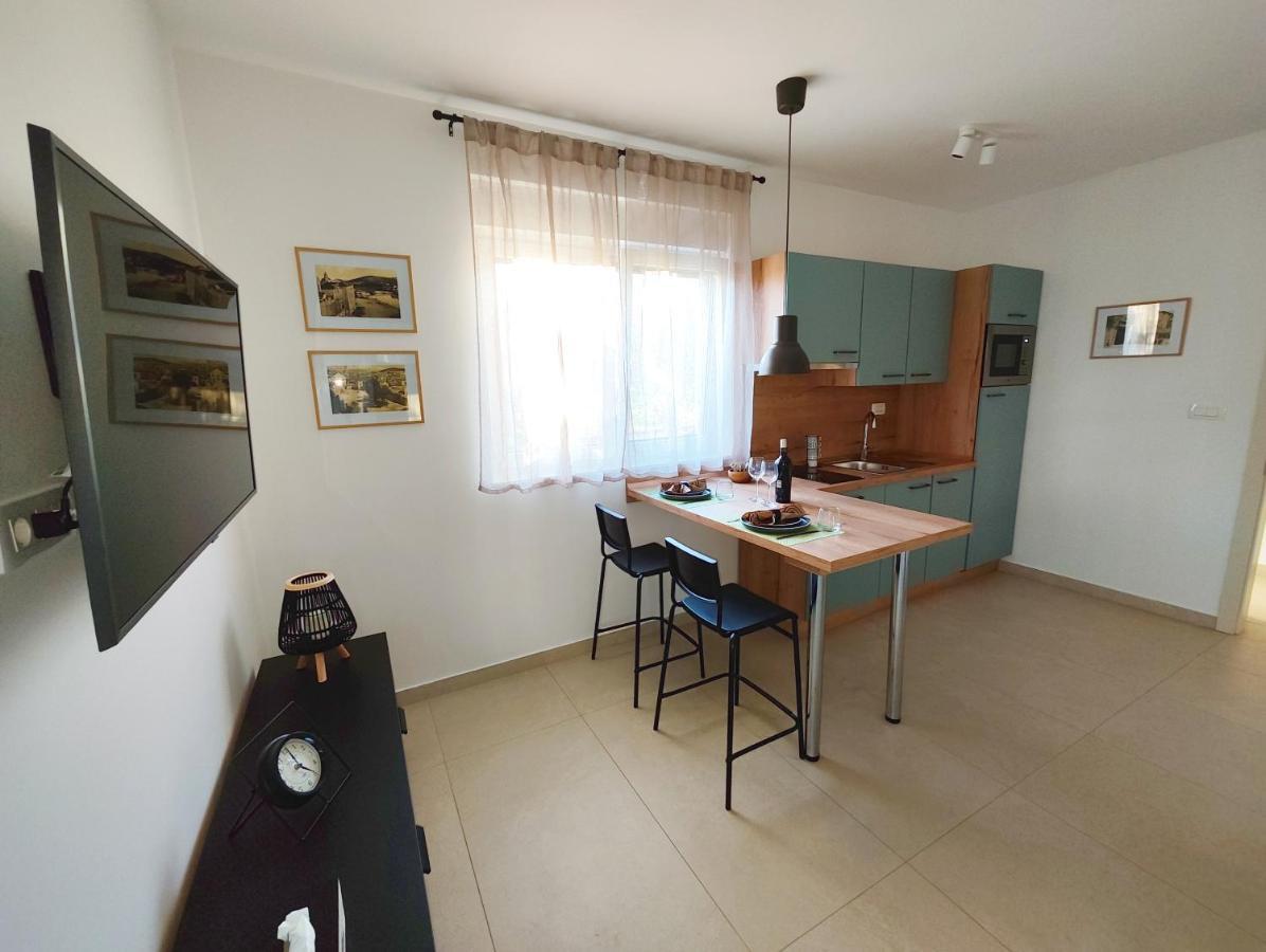 Olives Garden Appartement Trogir Buitenkant foto