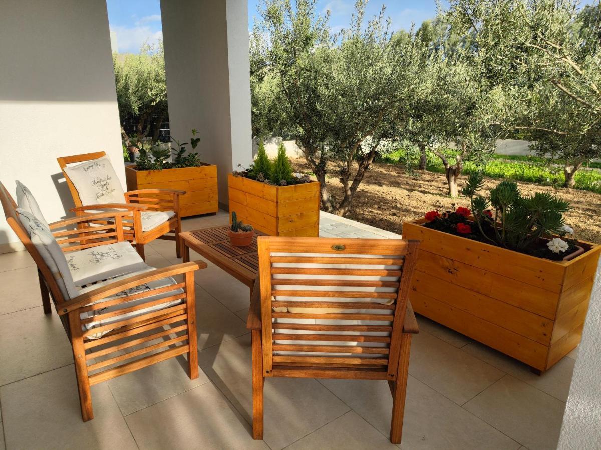 Olives Garden Appartement Trogir Buitenkant foto