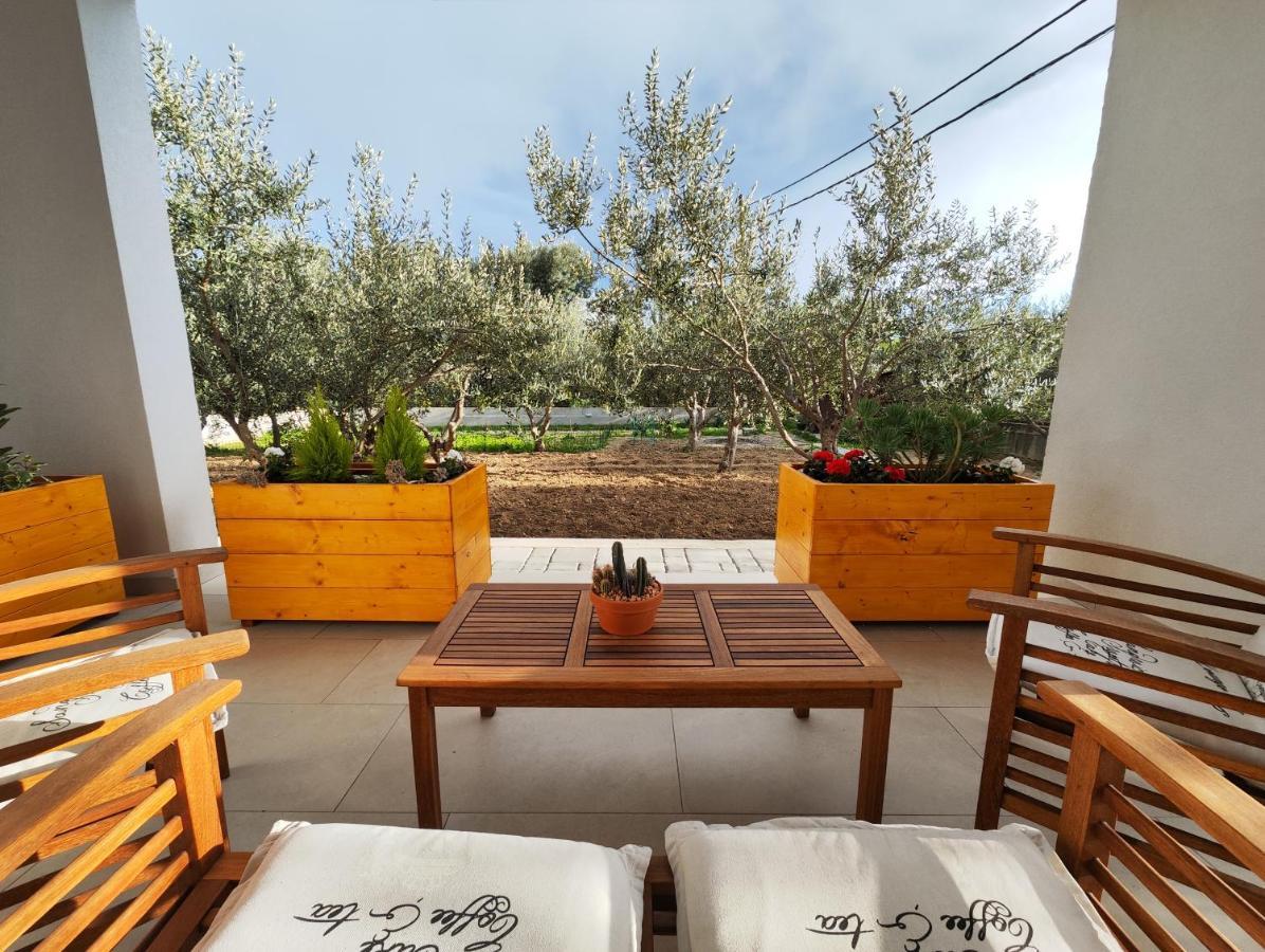 Olives Garden Appartement Trogir Buitenkant foto
