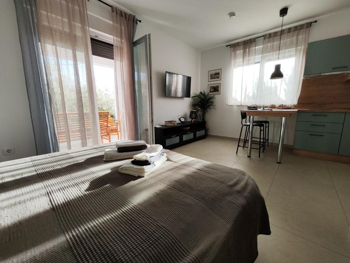 Olives Garden Appartement Trogir Buitenkant foto